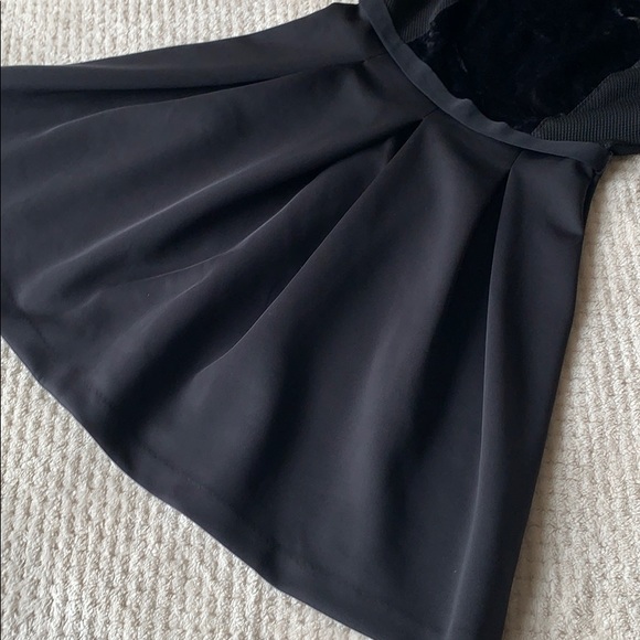 ELIE TAHARI Black Dress With Crushed Velvet - Picture 5 of 9